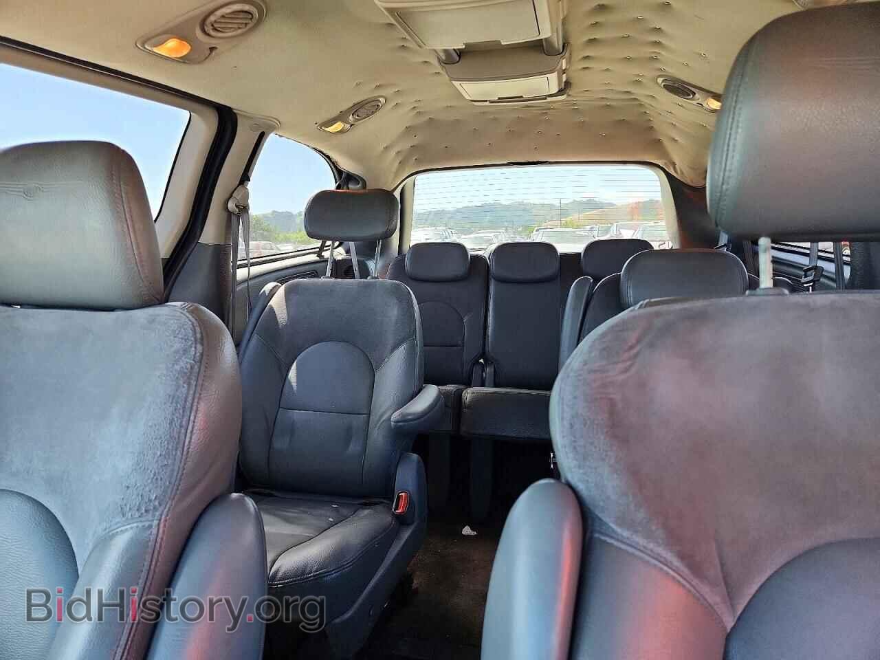 2005 CHRYSLER MINIVAN - VIN: 2C8GP64LX5R430910 - Photo 10