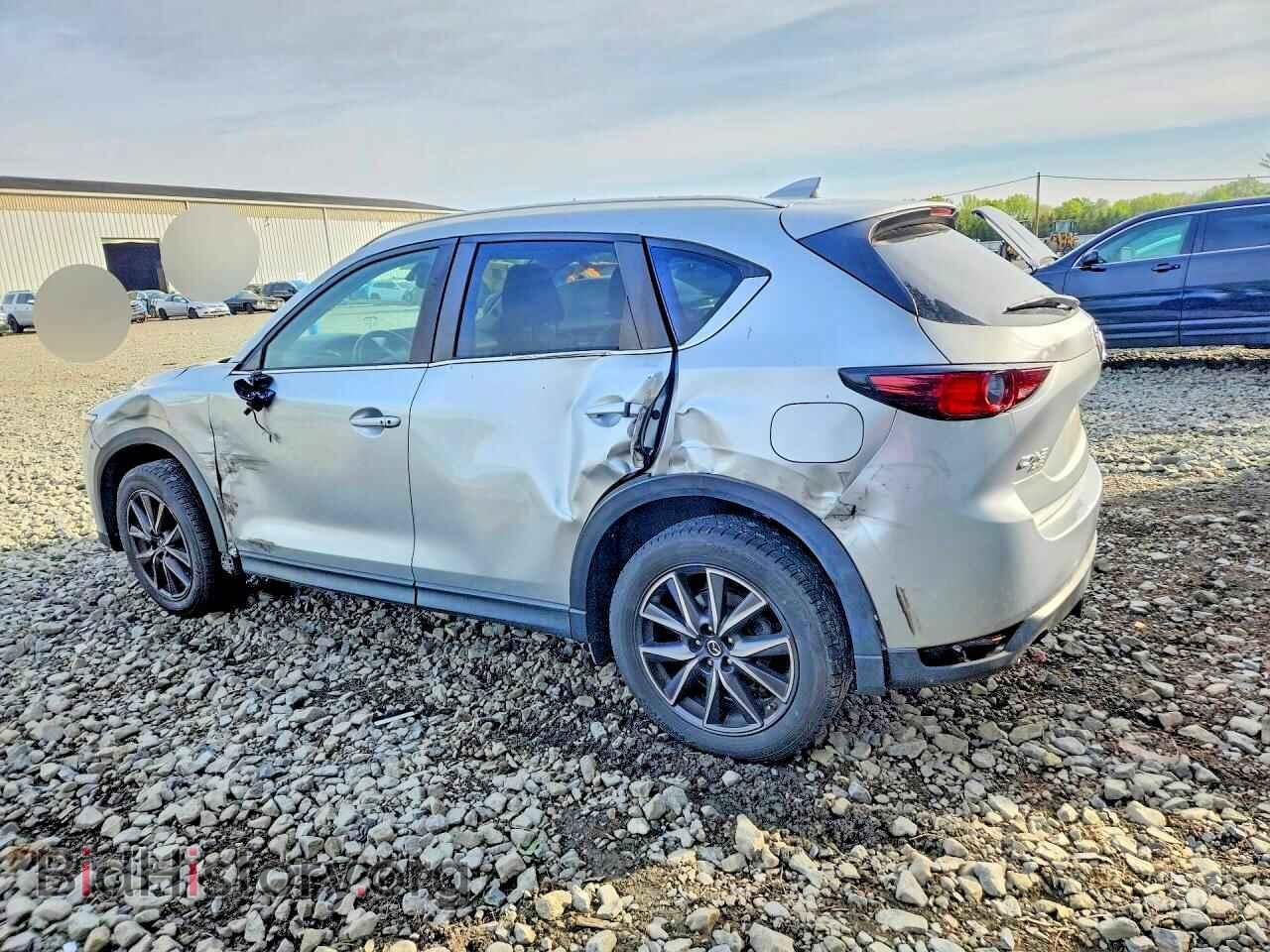 2018 MAZDA CX-5 - VIN: JM3KFBCM4J0329374 - Фото 2