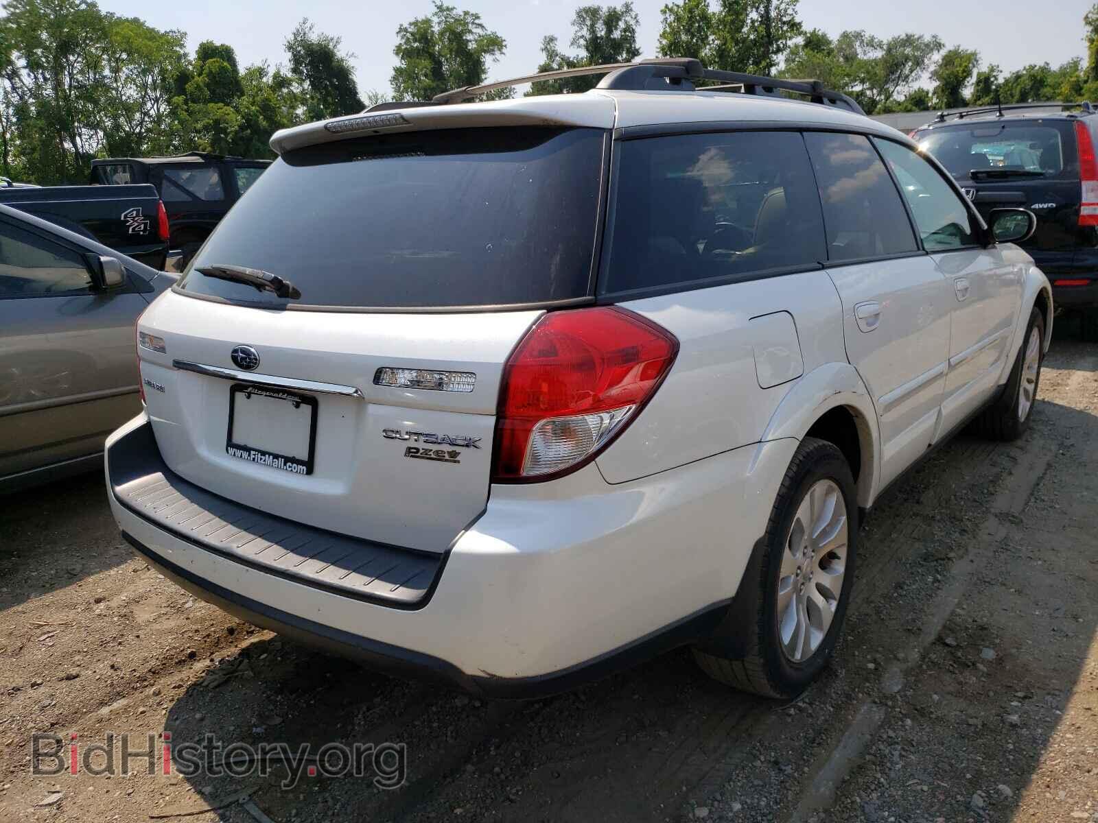 2009 SUBARU OUTBACK - VIN: 4S4BP66C897320451 - Фото 4
