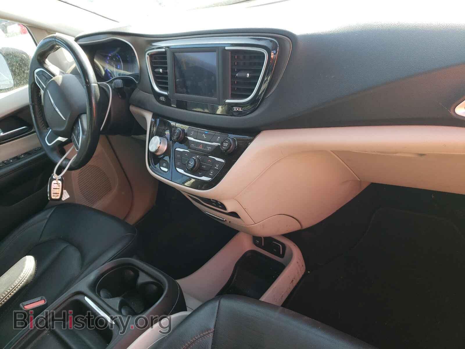 2019 CHRYSLER PACIFICA - VIN: 2C4RC1BG1KR685665 - Фото 9