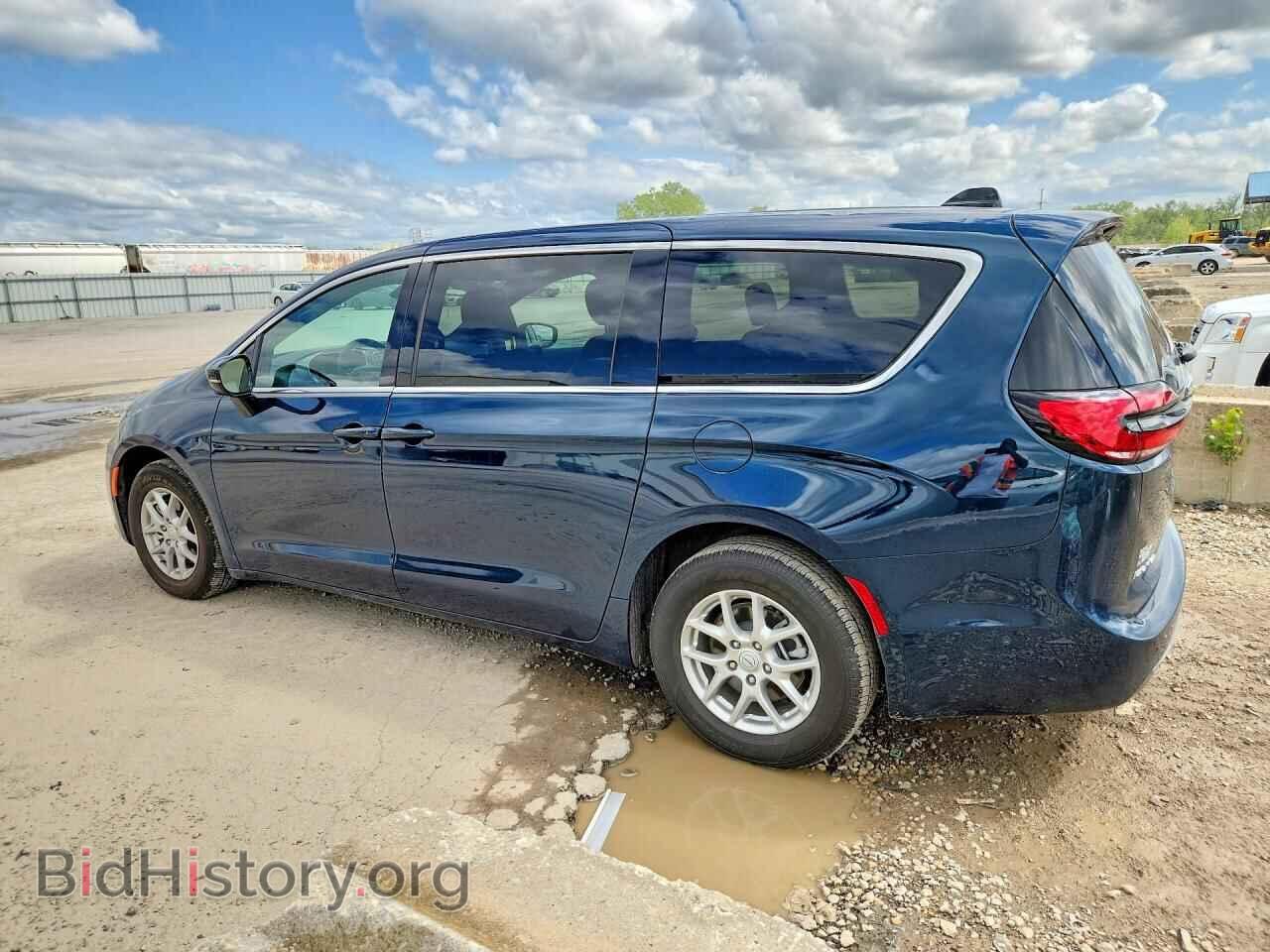 2025 CHRYSLER PACIFICA - VIN: 2C4RC1BG0SR604798 - Photo 2