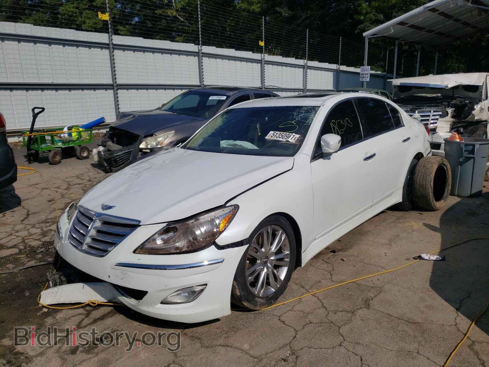 2012 HYUNDAI GENESIS - VIN: KMHGC4DD8CU201051 - Фото 2