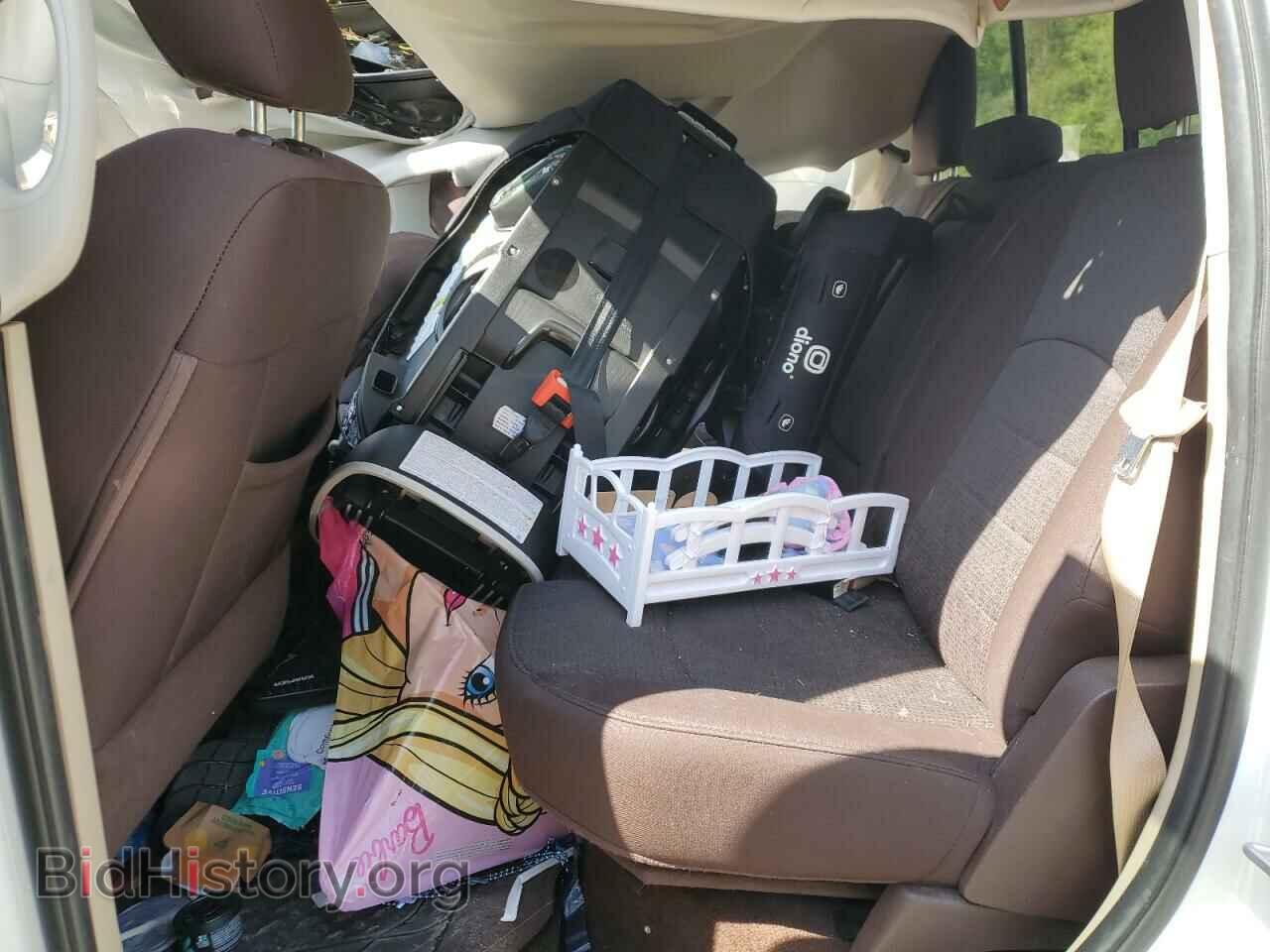 2017 RAM 1500 - VIN: 3C6RR7LT0HG511007 - Photo 10