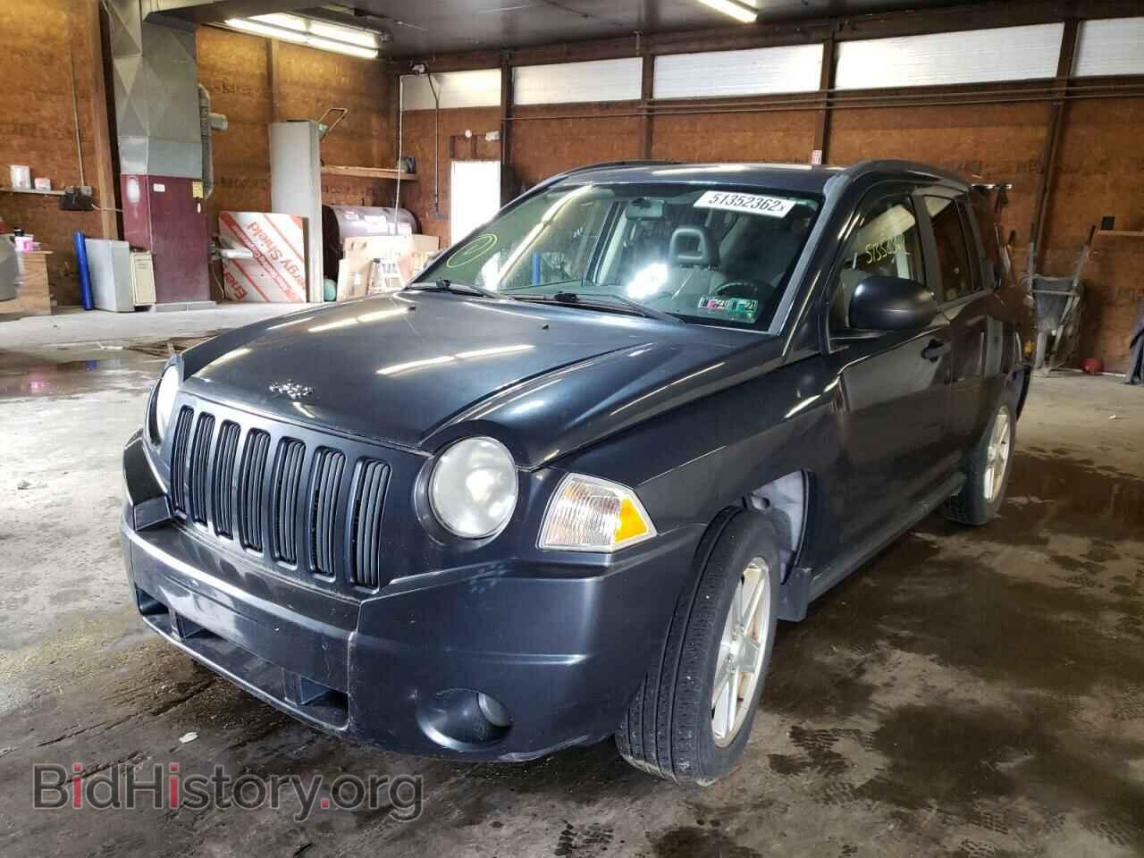 2007 JEEP COMPASS - VIN: 1J8FT47W57D145811 - Photo 2