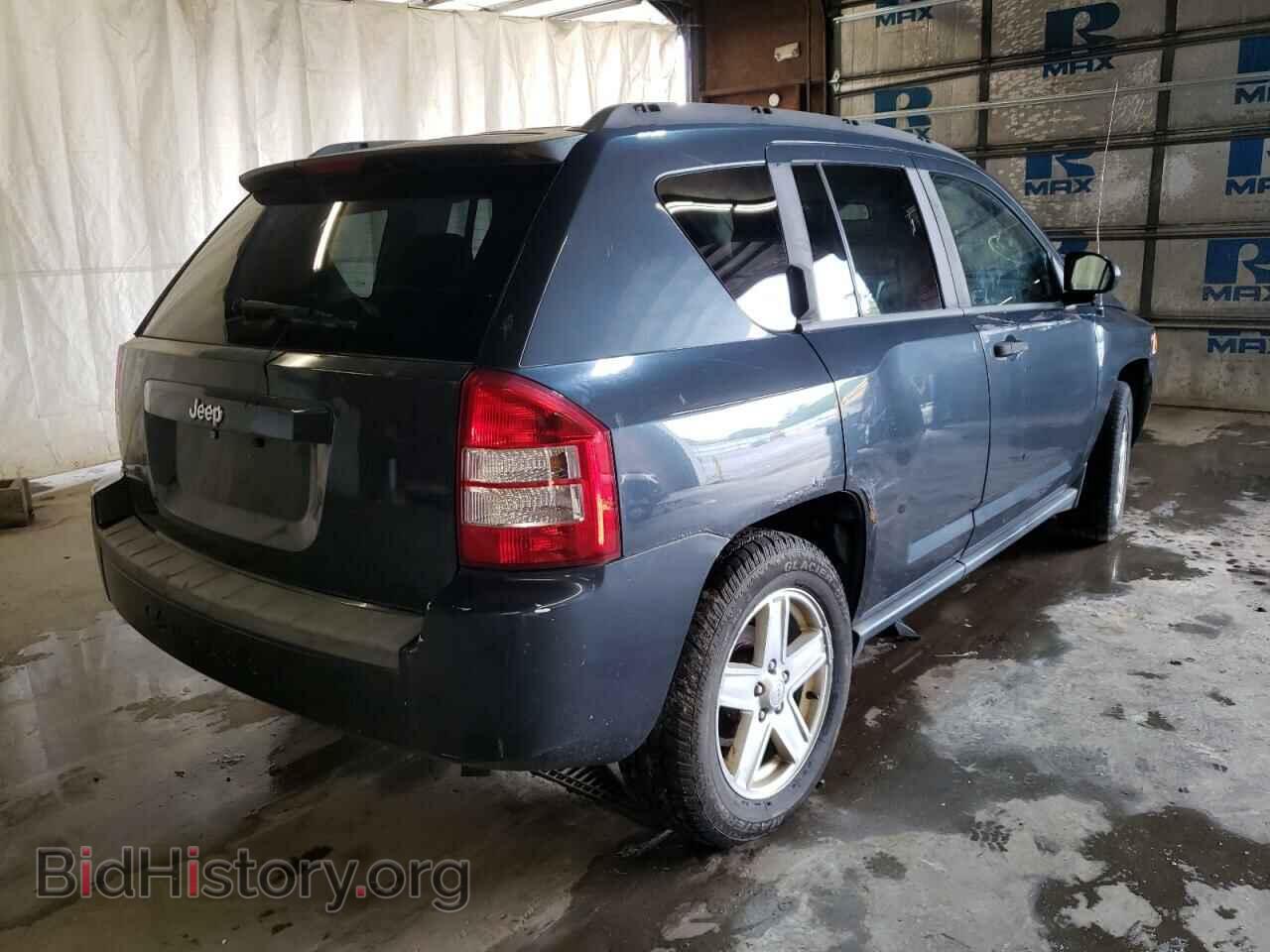 2007 JEEP COMPASS - VIN: 1J8FT47W57D145811 - Photo 4