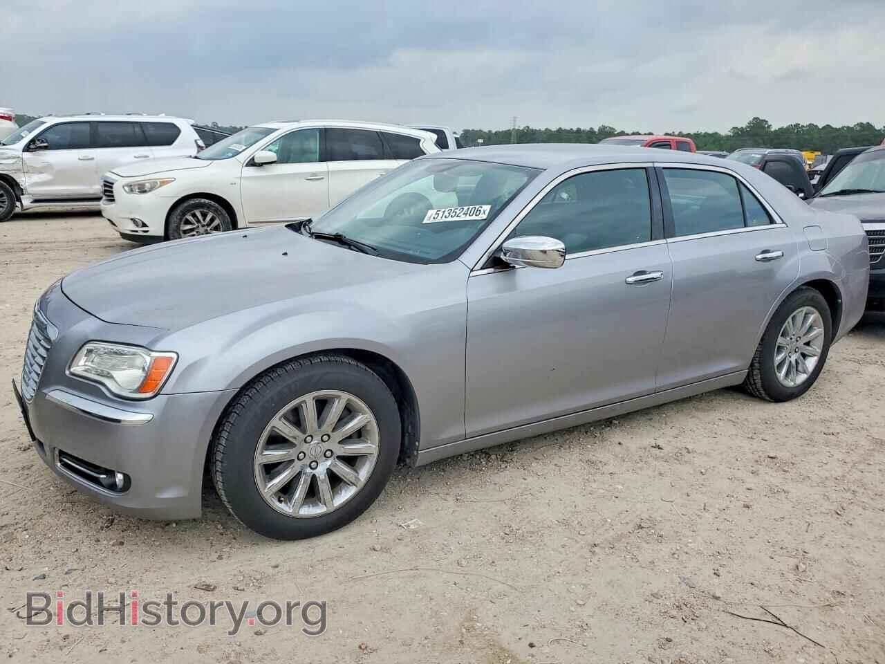 Фотография 2C3CCAET2DH670846 - CHRYSLER 300 2013
