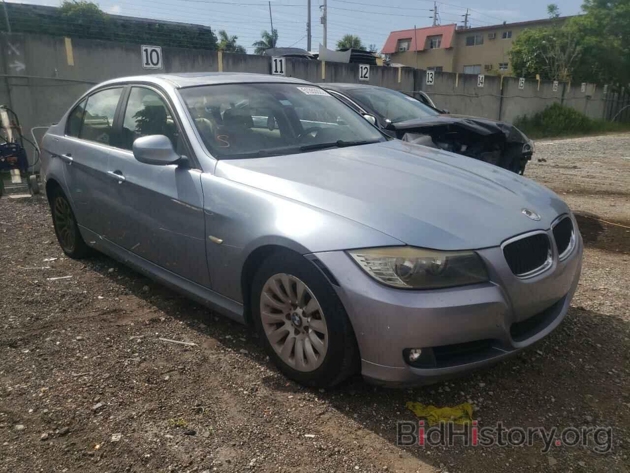 Photo WBAPH77509NL82299 - BMW 3 SERIES 2009