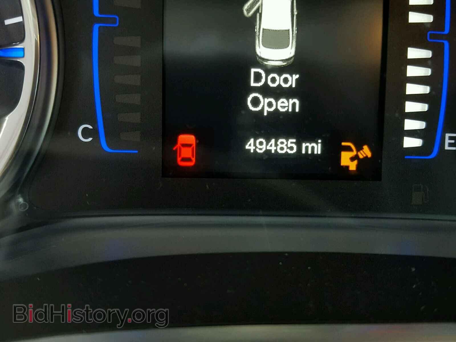 2015 CHRYSLER 200 - VIN: 1C3CCCAB7FN748766 - Фото 8