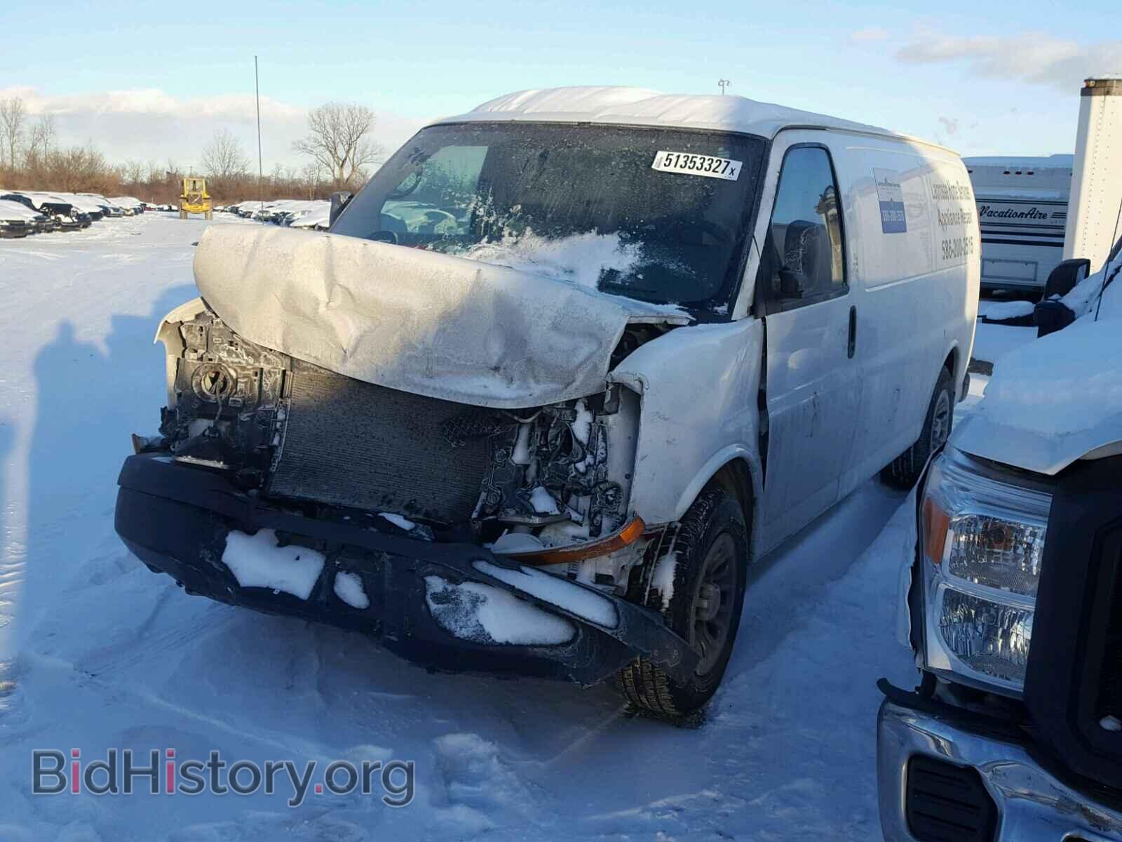 2011 CHEVROLET EXPRESS - VIN: 1GCSGAFX9B1118589 - Фото 2