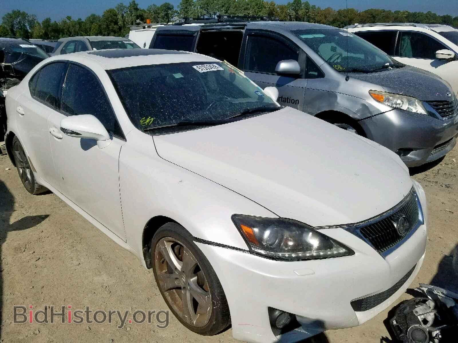 Photo JTHBE5C28C5029613 - LEXUS IS 2012