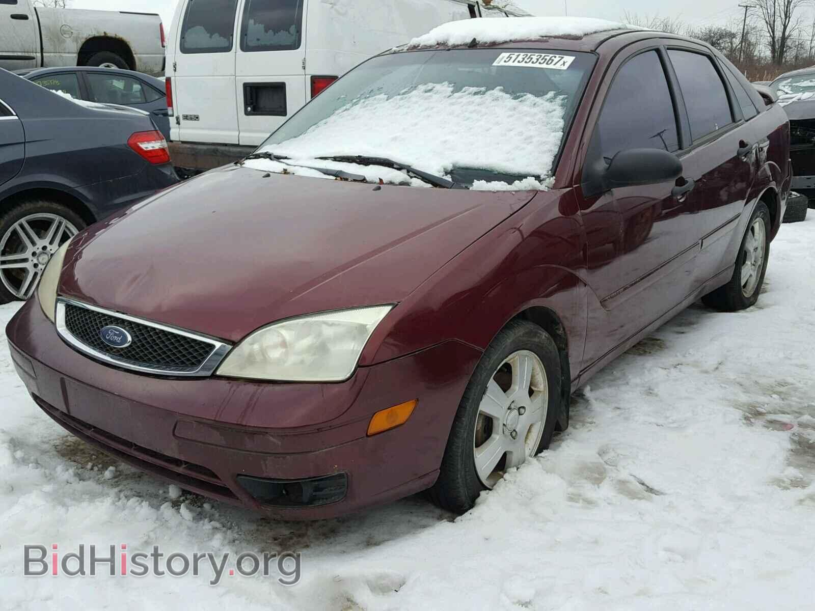2007 FORD FOCUS - VIN: 1FAHP34N77W347098 - Фото 2