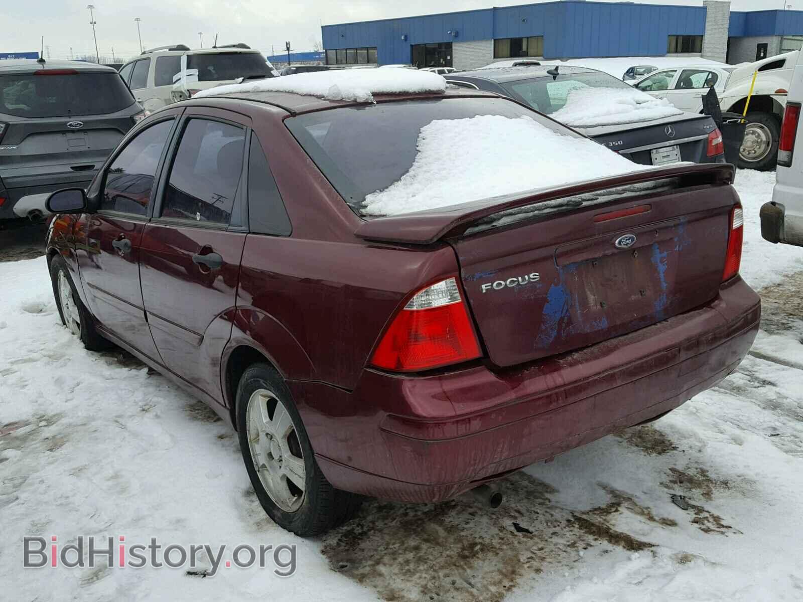 2007 FORD FOCUS - VIN: 1FAHP34N77W347098 - Фото 3
