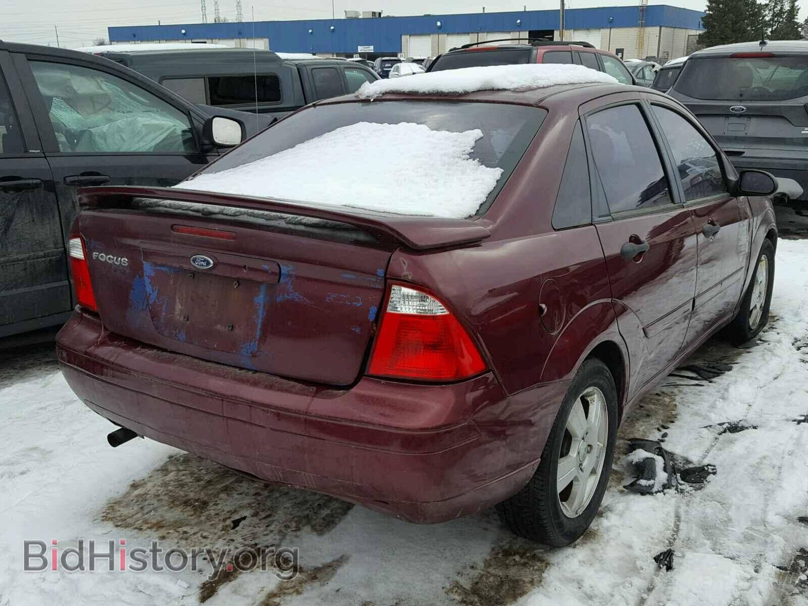 2007 FORD FOCUS - VIN: 1FAHP34N77W347098 - Фото 4