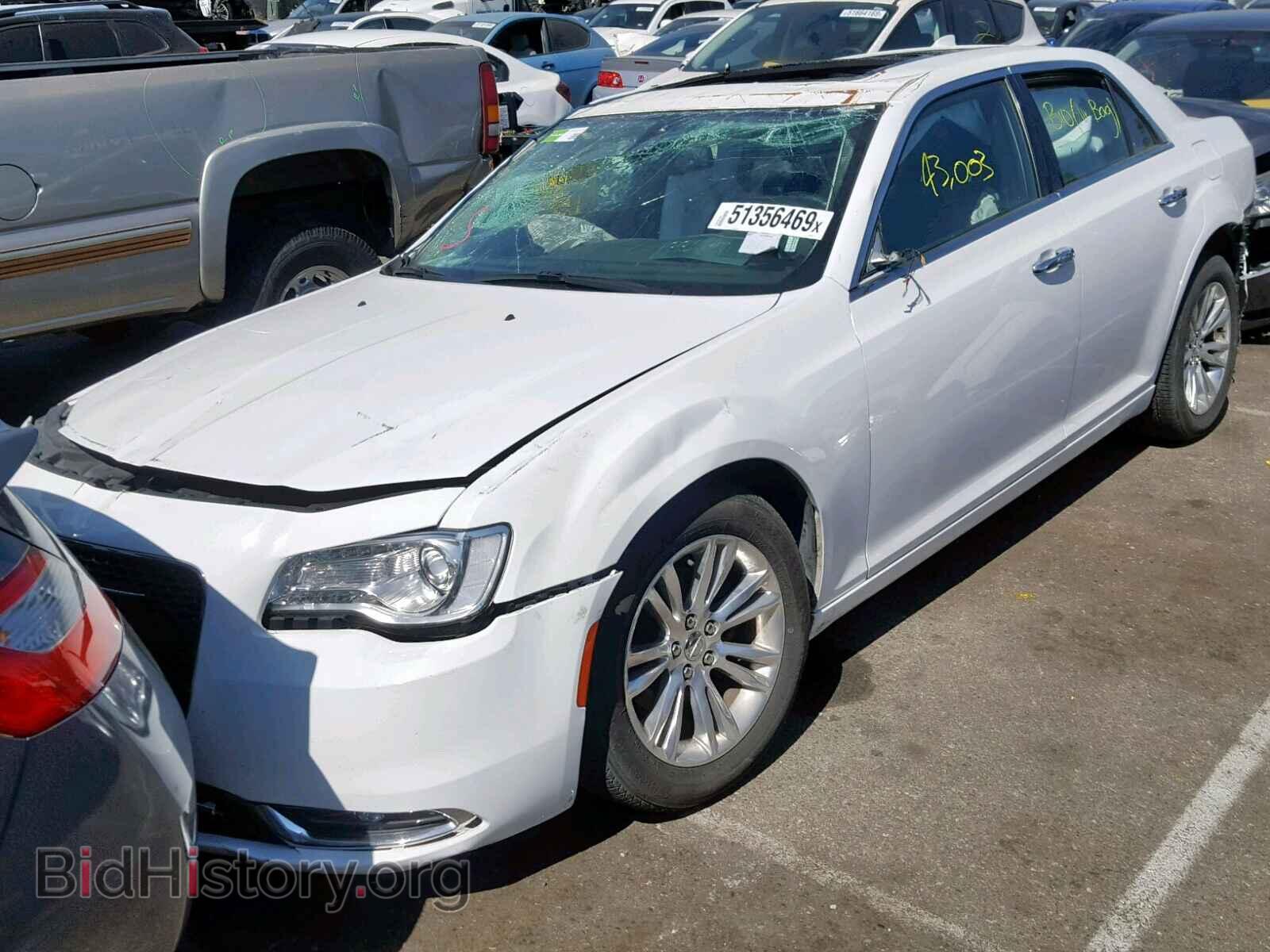 2017 CHRYSLER 300 - VIN: 2C3CCAEG3HH645981 - Фото 2