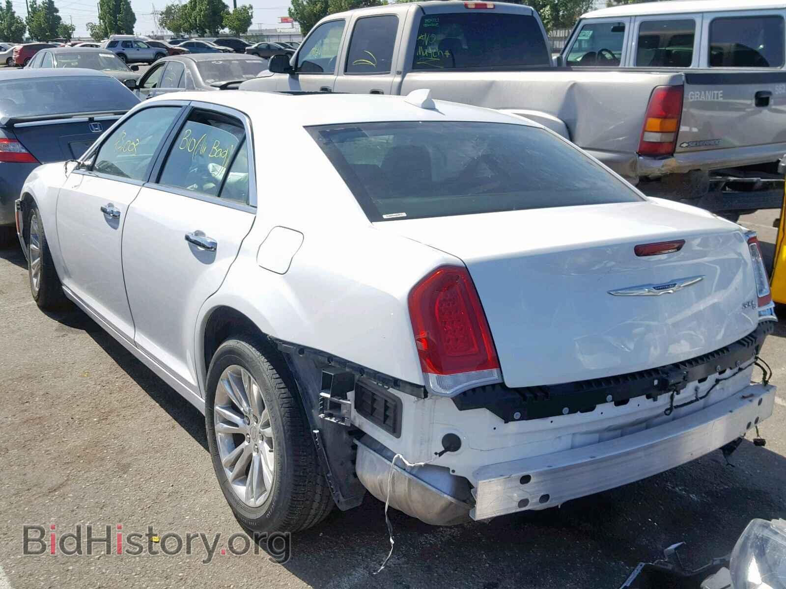 2017 CHRYSLER 300 - VIN: 2C3CCAEG3HH645981 - Фото 3