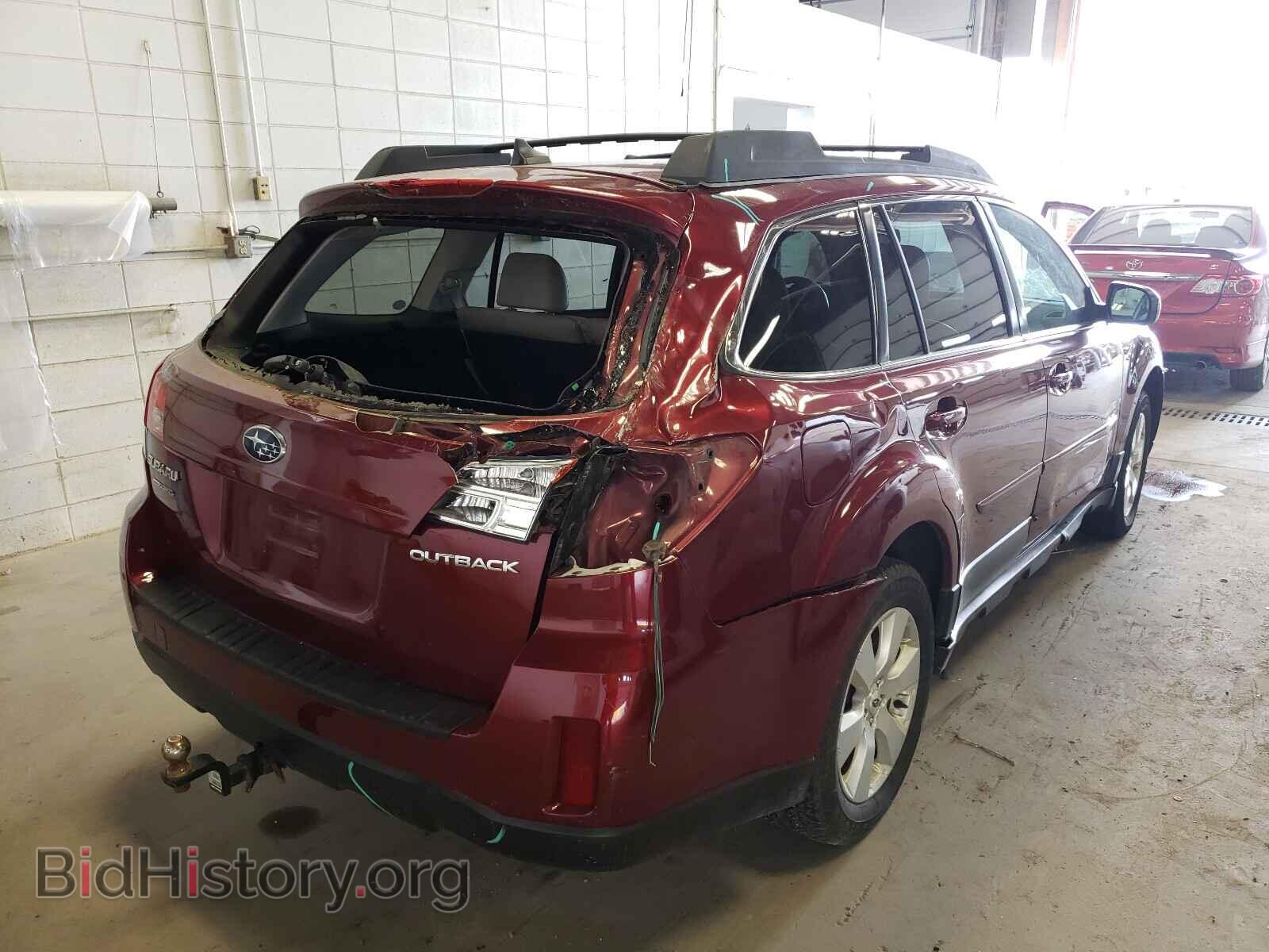 2011 SUBARU OUTBACK - VIN: 4S4BRCKC6B3418664 - Photo 4