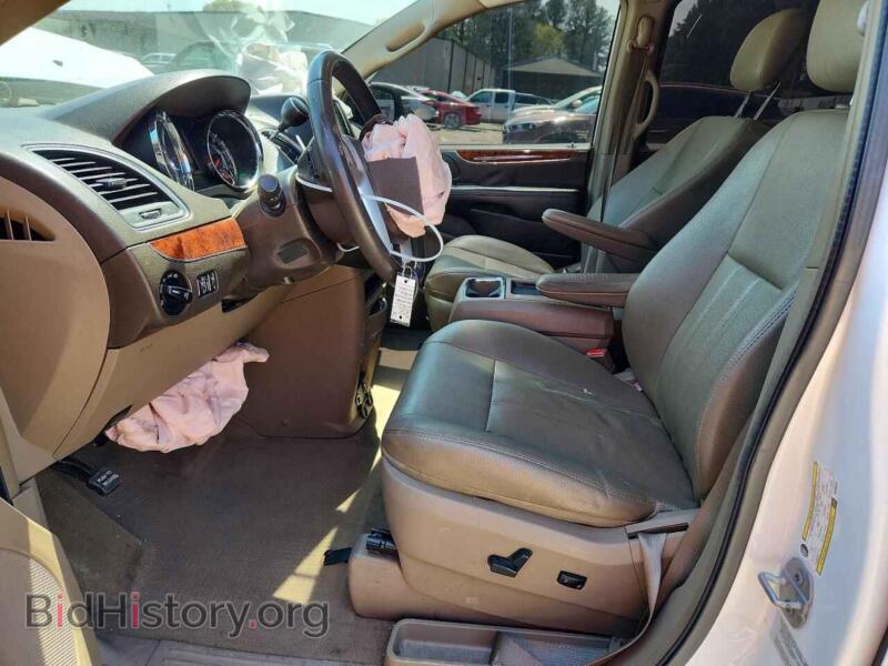 2016 Chrysler MINIVAN (VIN 2C4RC1BG9GR188161) — photo 7 of 16