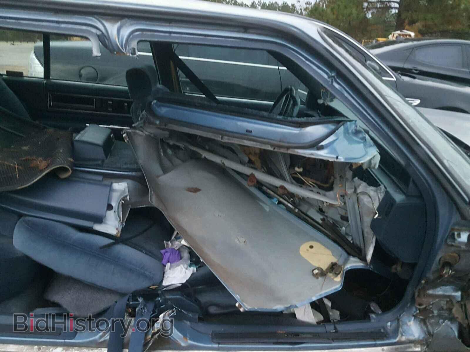 1992 CADILLAC DEVILLE - VIN: 1G6CD53B7N4282040 - Photo 5