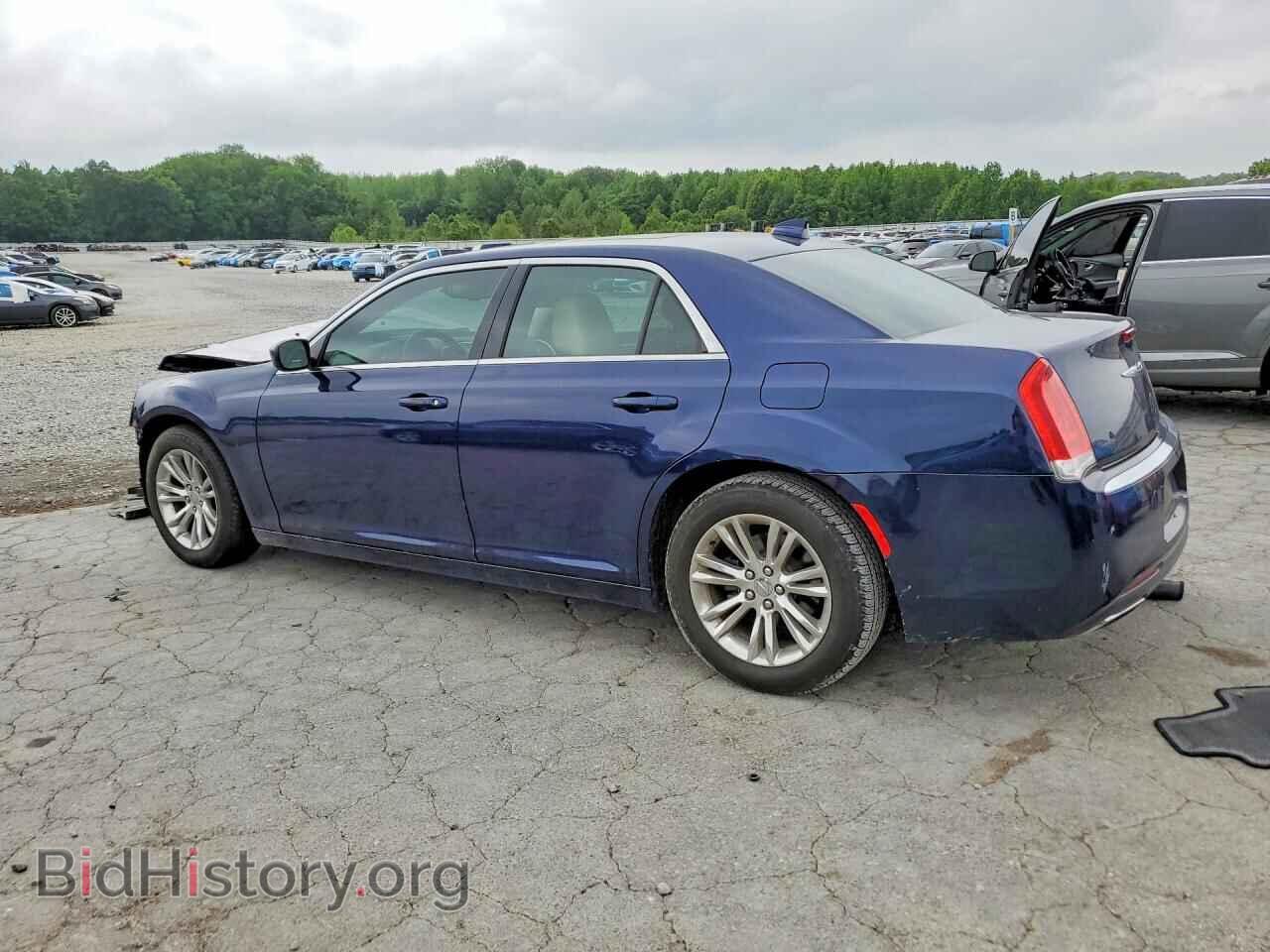 2017 CHRYSLER 300 - VIN: 2C3CCAAG7HH609961 - Фото 2