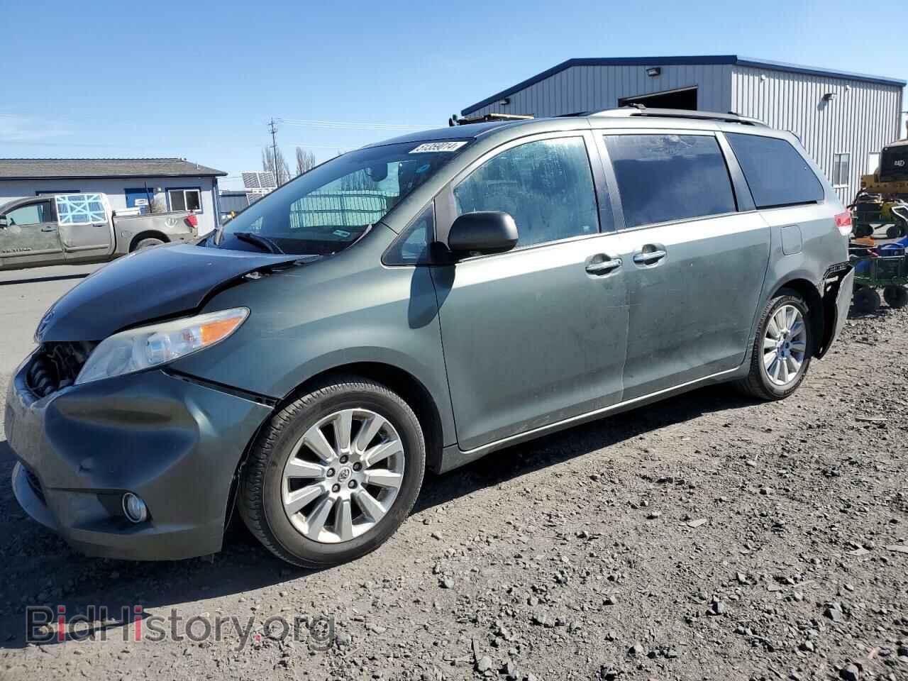 Photo 5TDDK3DC2BS020025 - TOYOTA All Models 2011