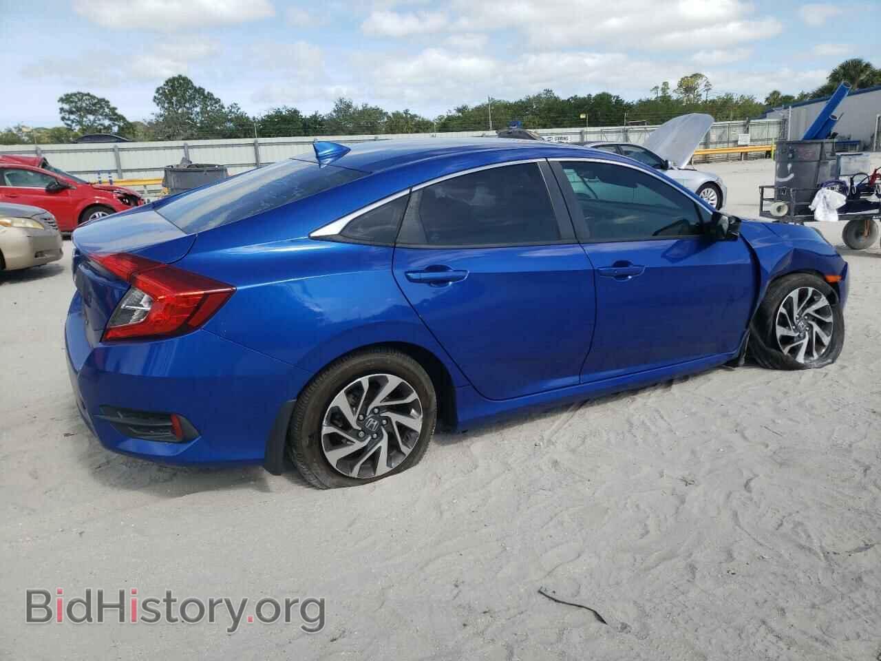 2017 HONDA CIVIC - VIN: 19XFC2F7XHE067516 - Фото 3
