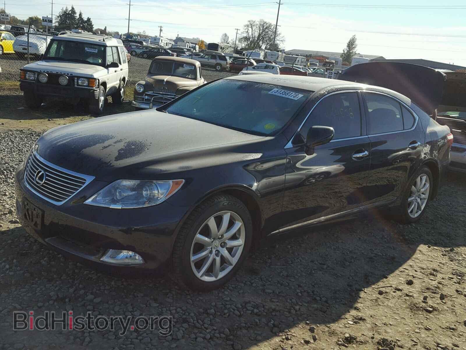 2007 LEXUS LS460 - VIN: JTHBL46F875032046 - Photo 2