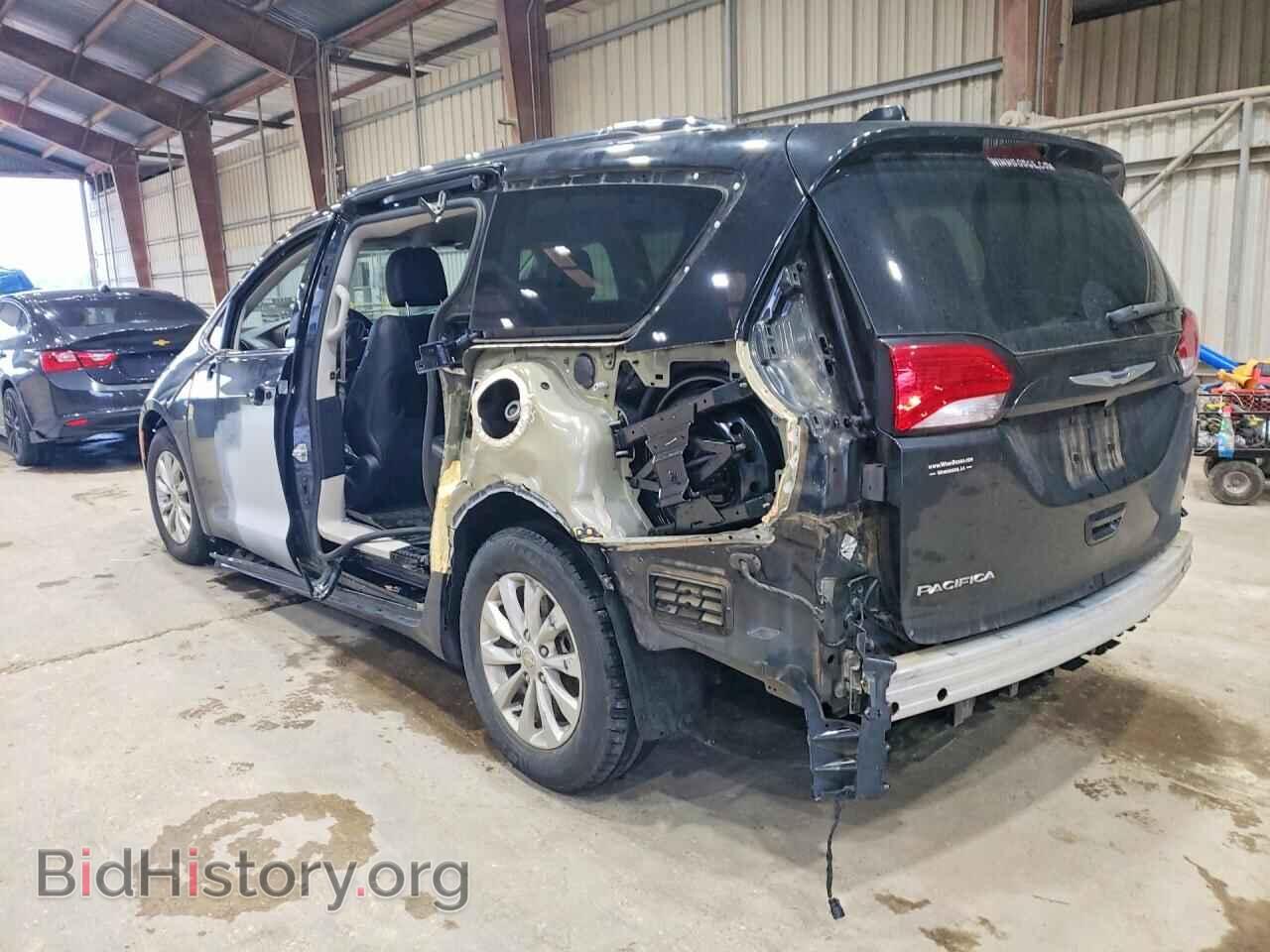 2019 CHRYSLER PACIFICA - VIN: 2C4RC1BG5KR539771 - Фото 2