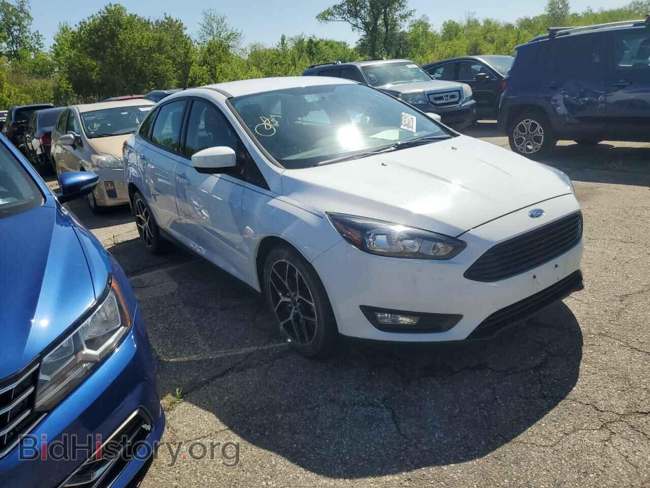 2018 FORD FOCUS - VIN: 1FADP3FEXJL266892 - Photo 4