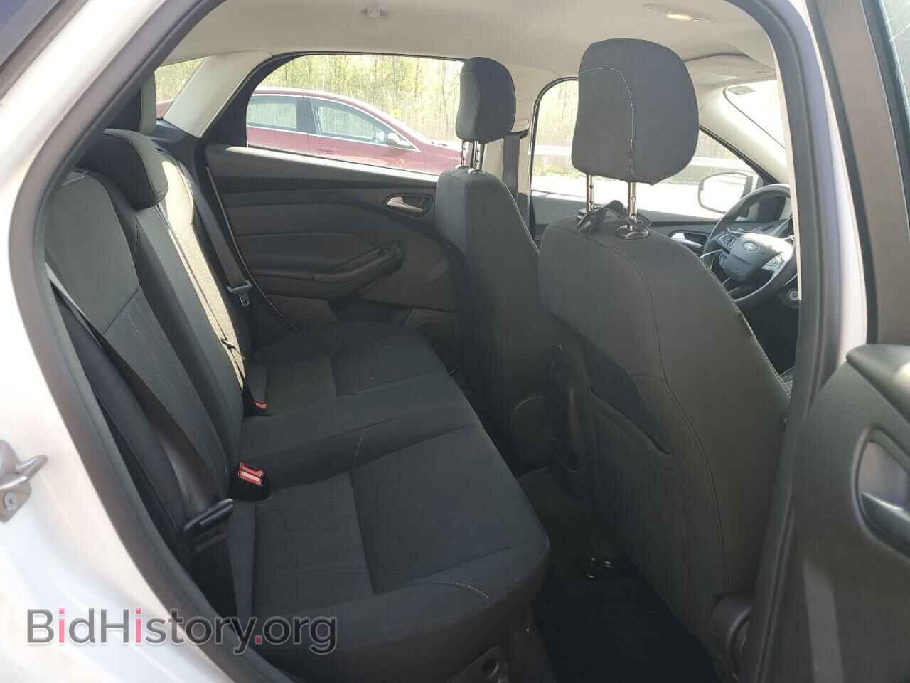 2018 FORD FOCUS - VIN: 1FADP3FEXJL266892 - Photo 10