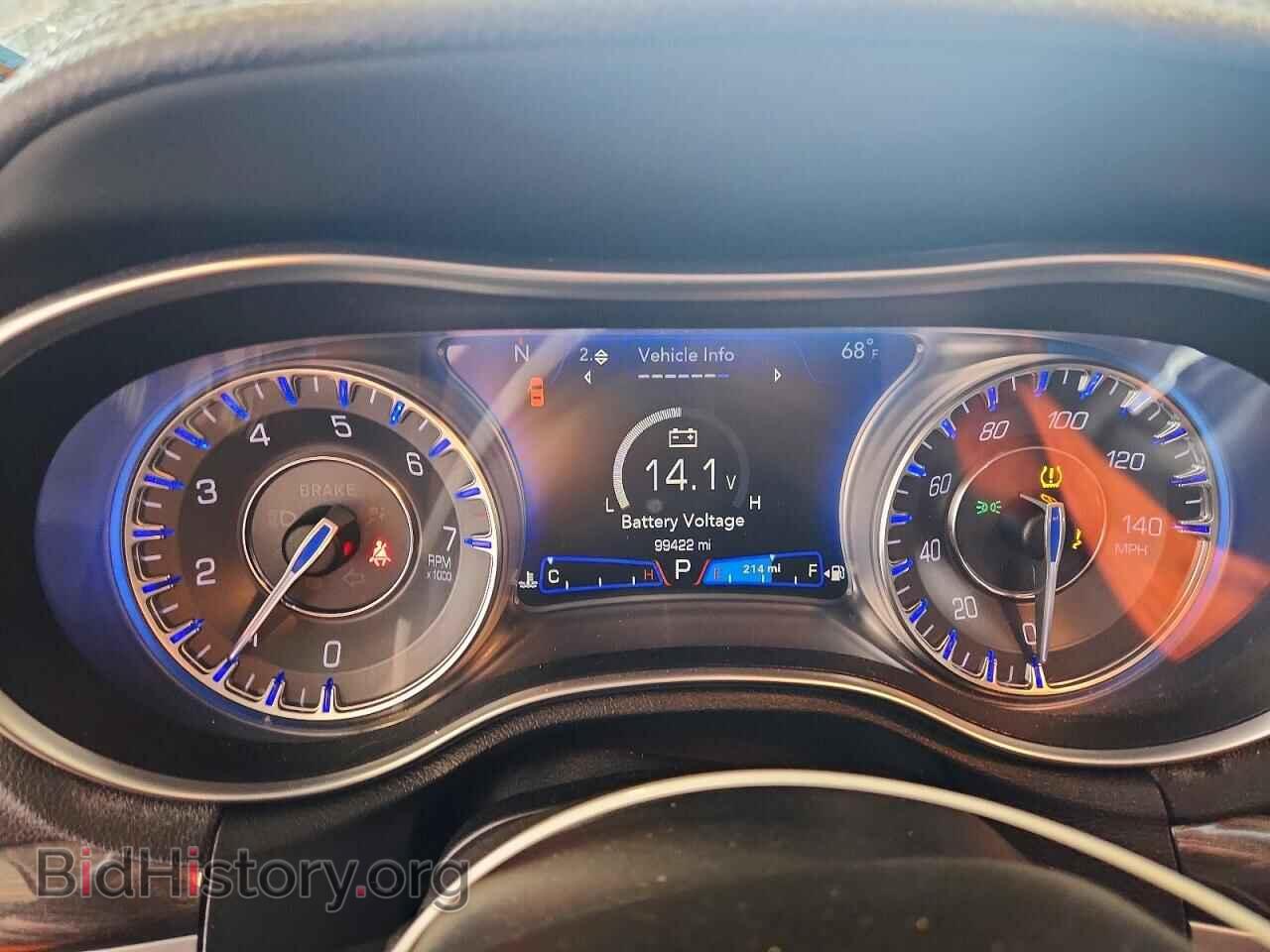 2019 CHRYSLER 300 - VIN: 2C3CCAAGXKH609945 - Фото 9