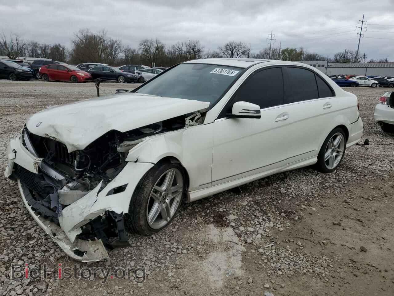Photo WDDGF8BB5CR206561 - MERCEDES-BENZ C-CLASS 2012
