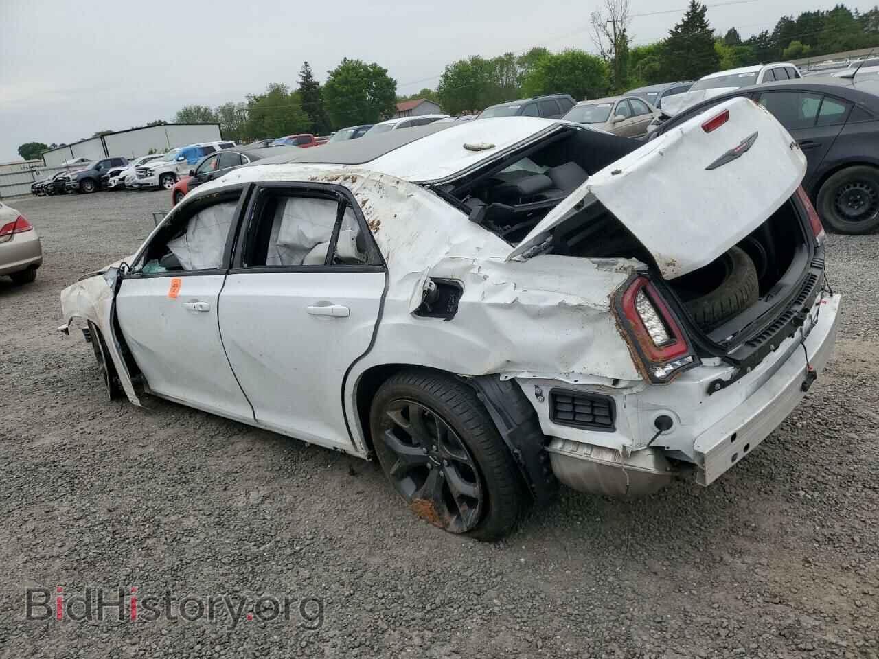 2023 CHRYSLER 300 - VIN: 2C3CCABTXPH657884 - Photo 2