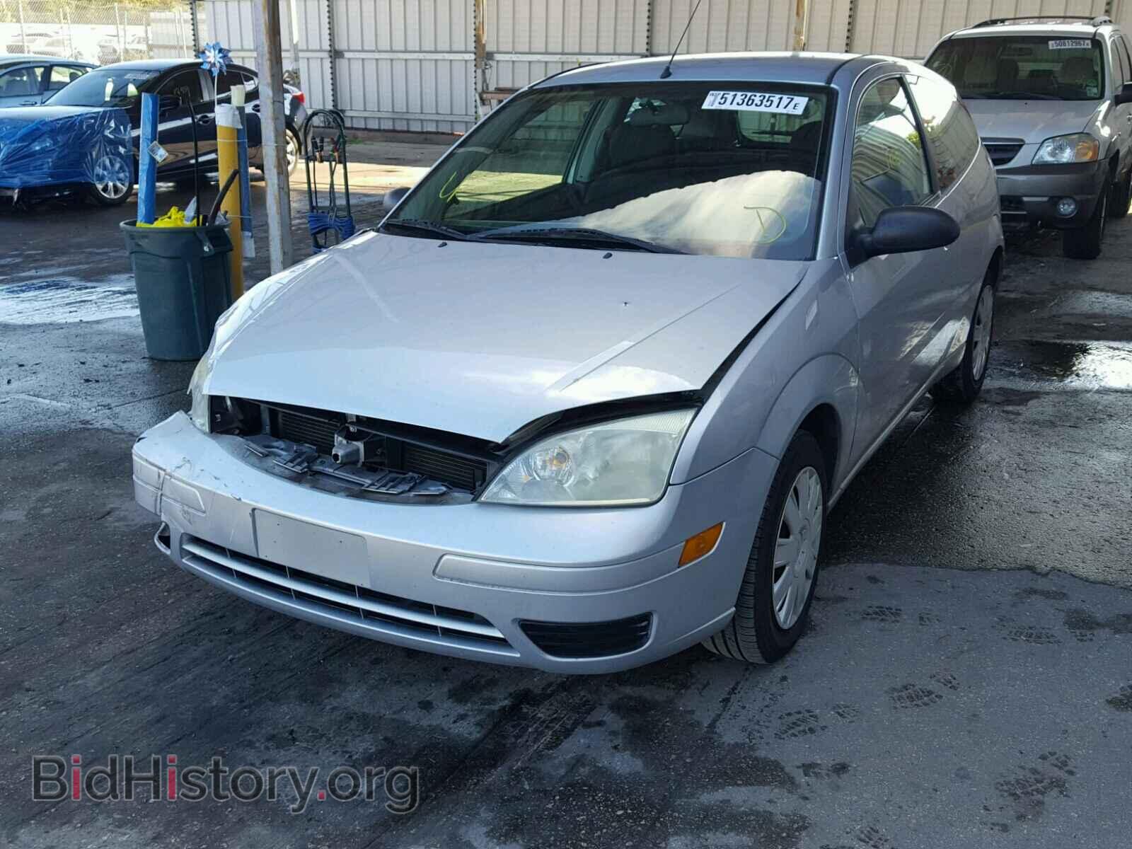 2007 FORD FOCUS - VIN: 1FAFP31N07W186590 - Фото 2