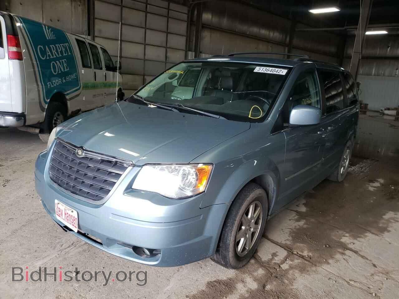 2010 CHRYSLER MINIVAN - VIN: 2A4RR8DX2AR479848 - Фото 2