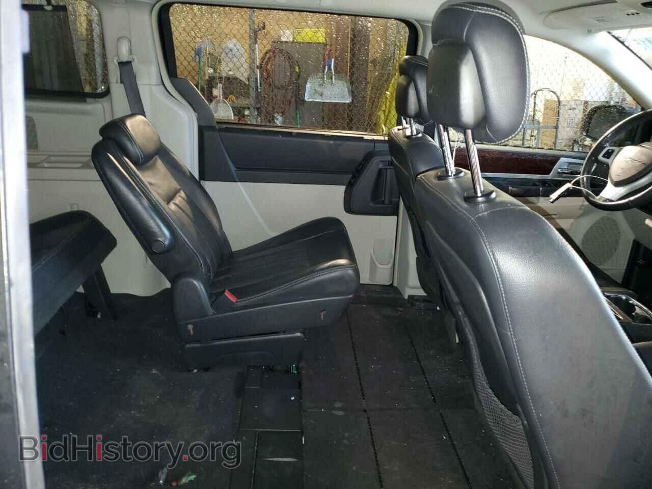 2010 CHRYSLER MINIVAN - VIN: 2A4RR8D17AR502519 - Фото 11