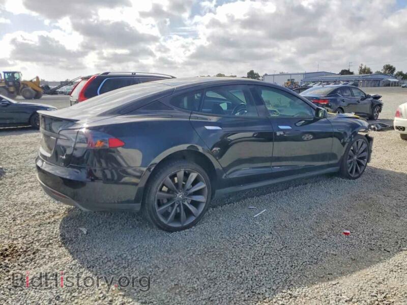 2013 Tesla MODEL S (VIN 5YJSA1DP9DFP12971) — фото 3 из 13