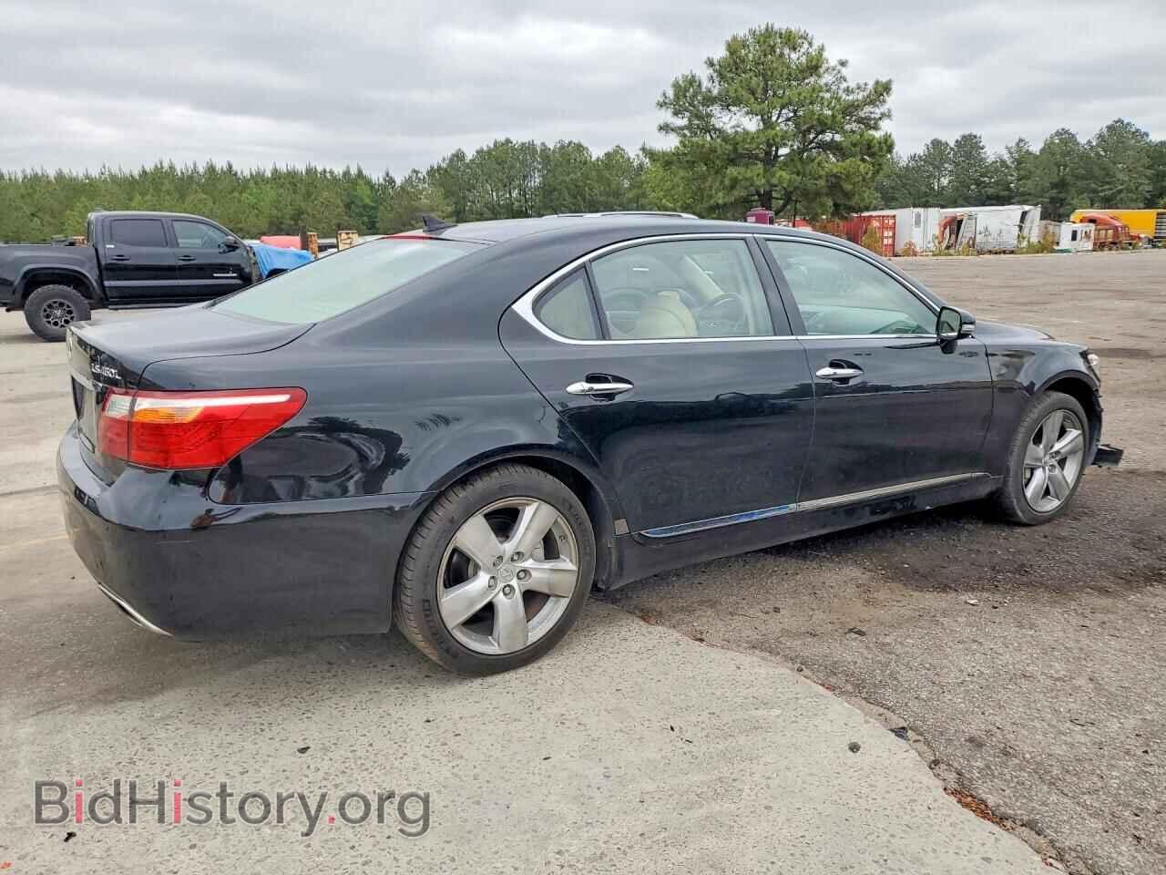 2011 LEXUS LS460 - VIN: JTHGL5EF0B5042009 - Photo 3