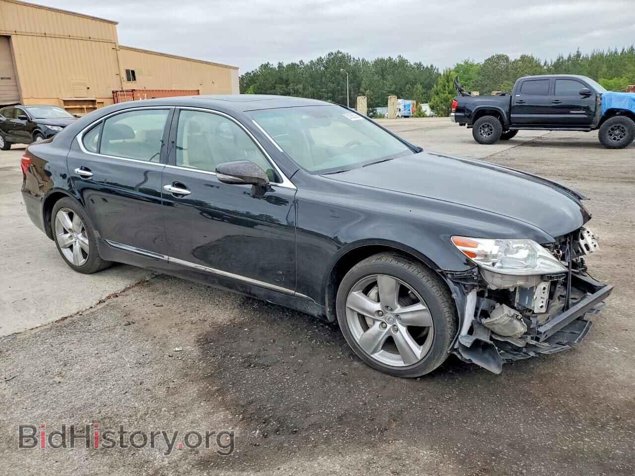 2011 LEXUS LS460 - VIN: JTHGL5EF0B5042009 - Photo 4