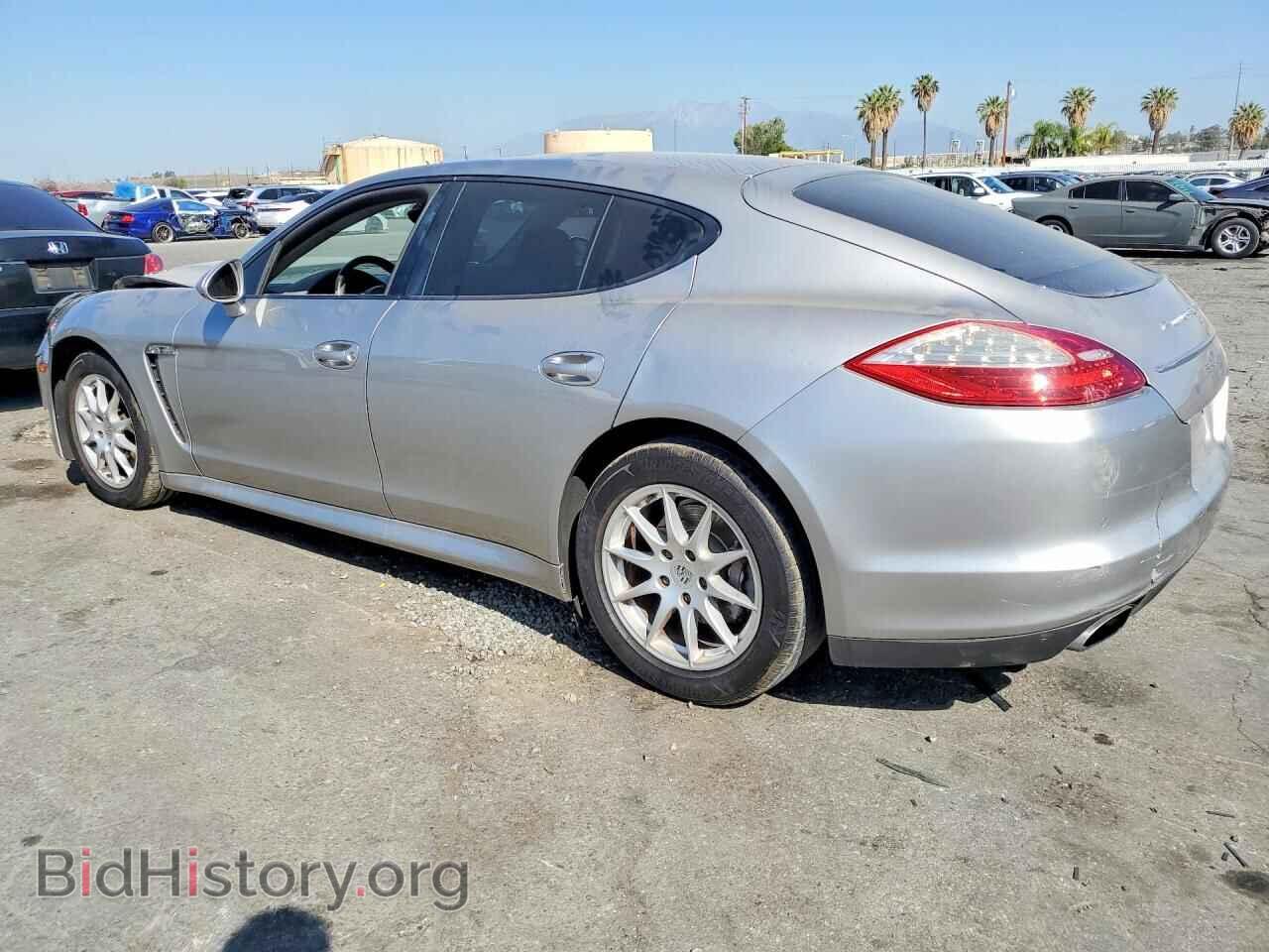 2012 PORSCHE PANAMERA - VIN: WP0AA2A75CL012012 - Photo 2