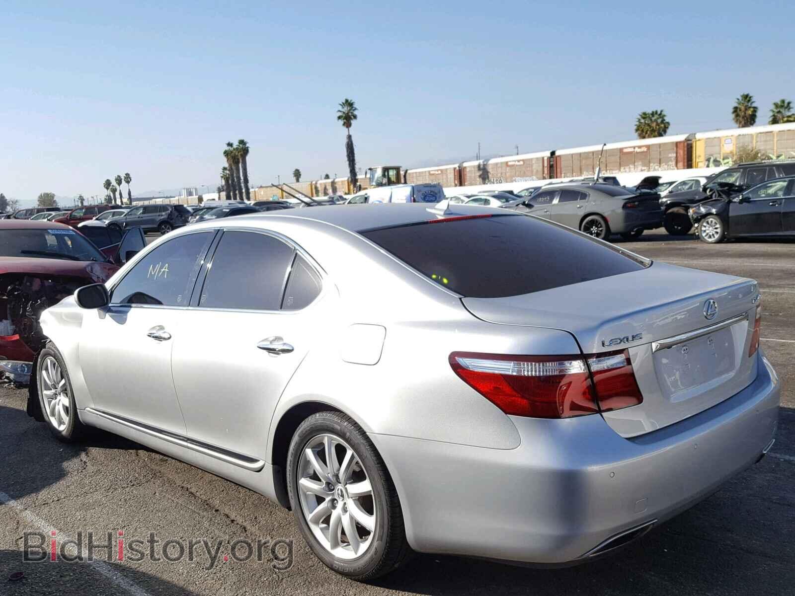 2007 LEXUS LS460 - VIN: JTHBL46F375004364 - Photo 3