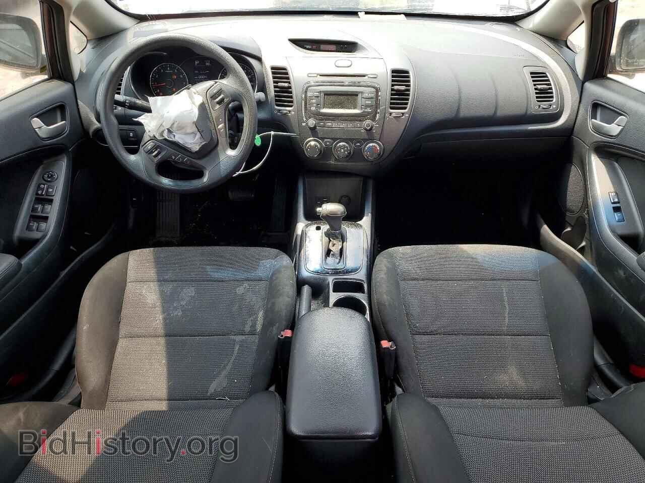 2017 KIA FORTE - VIN: 3KPFK4A73HE141929 - Фото 8