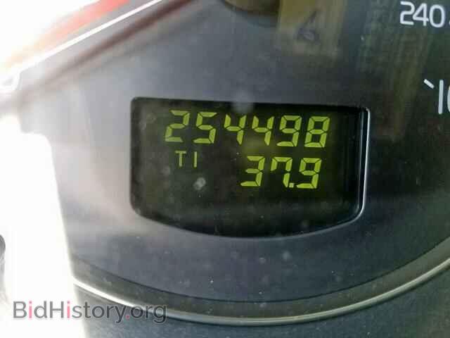 2004 VOLVO V70 - VIN: YV1SW59V442425017 - Фото 8