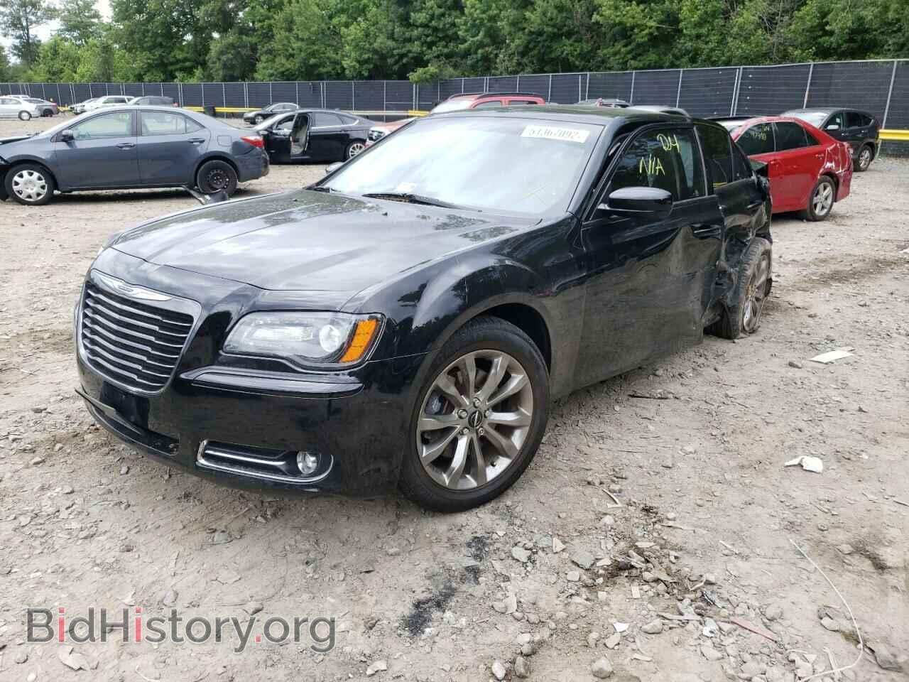 2014 CHRYSLER 300 - VIN: 2C3CCAGG8EH353090 - Фото 2