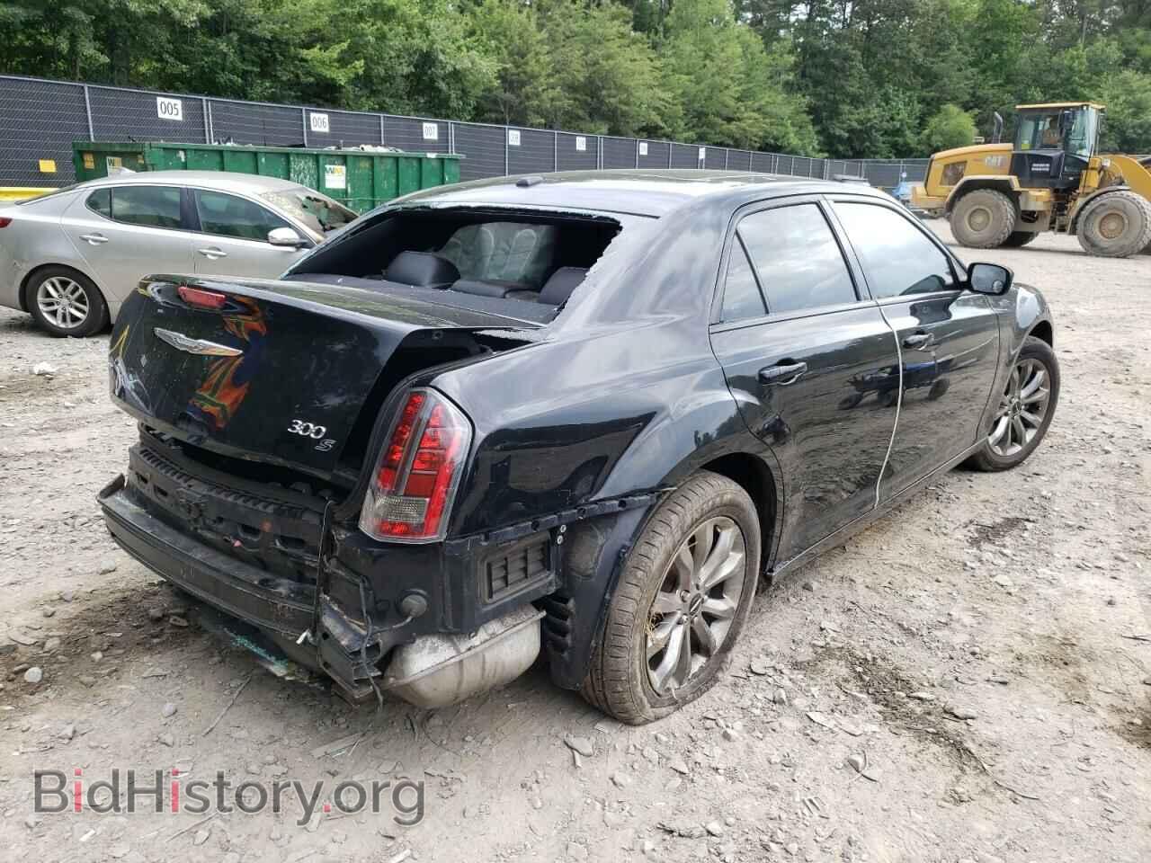 2014 CHRYSLER 300 - VIN: 2C3CCAGG8EH353090 - Фото 4