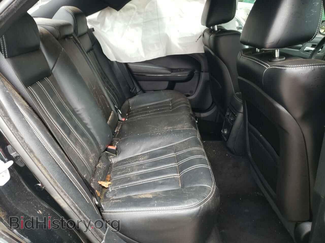 2014 CHRYSLER 300 - VIN: 2C3CCAGG8EH353090 - Фото 6