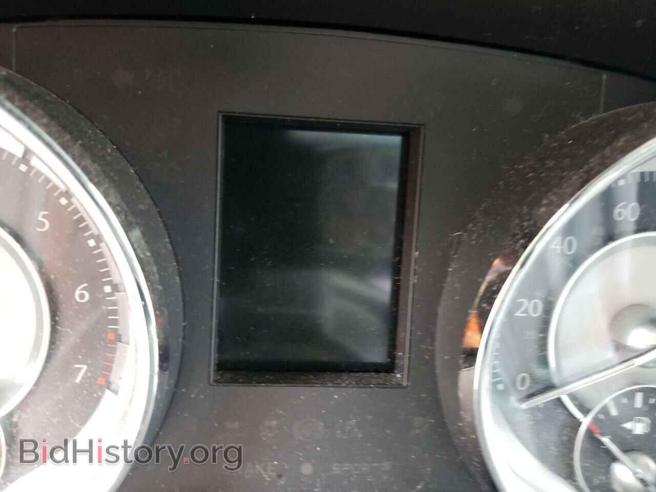 2014 CHRYSLER 300 - VIN: 2C3CCAGG8EH353090 - Фото 8