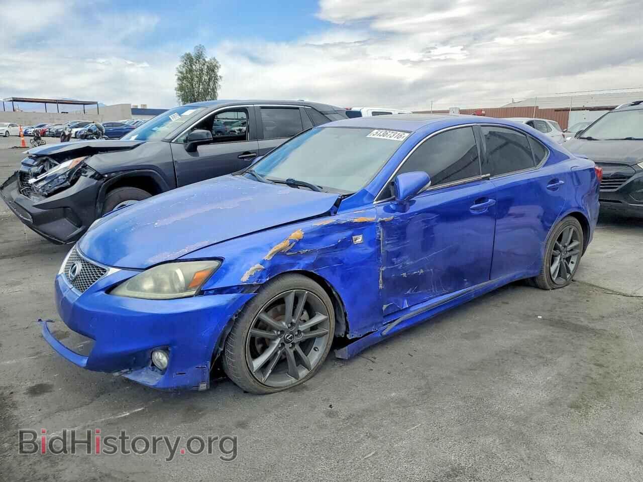 Photo JTHBF5C29B5155975 - LEXUS IS 2011