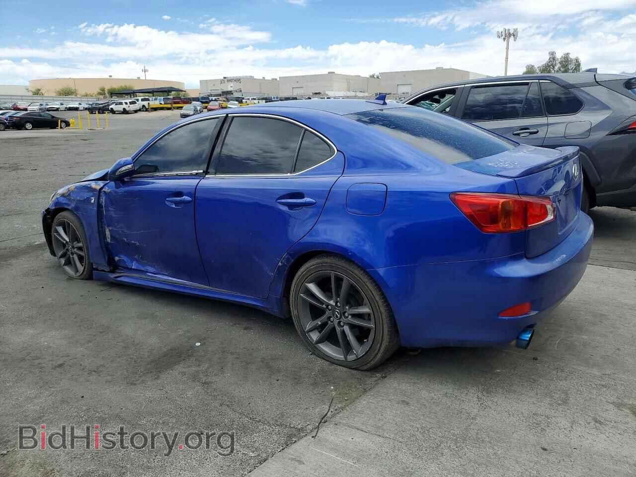 2011 LEXUS IS - VIN: JTHBF5C29B5155975 - Photo 2