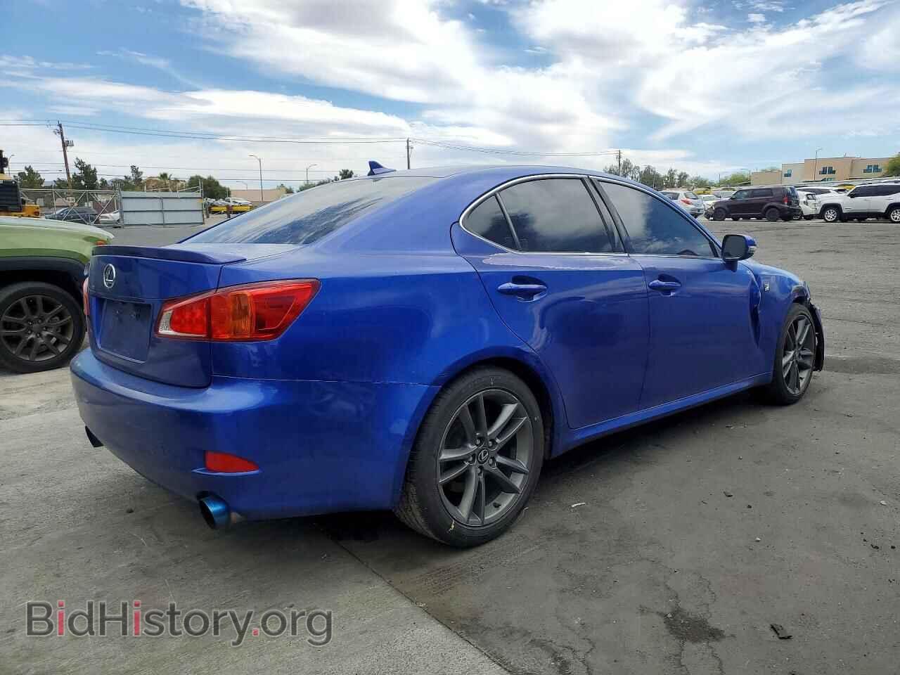 2011 LEXUS IS - VIN: JTHBF5C29B5155975 - Photo 3