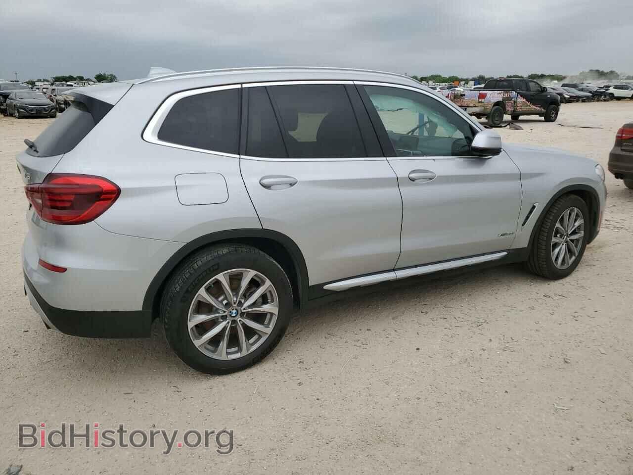2018 BMW X3 - VIN: 5UXTR9C55JLD61093 - Фото 3